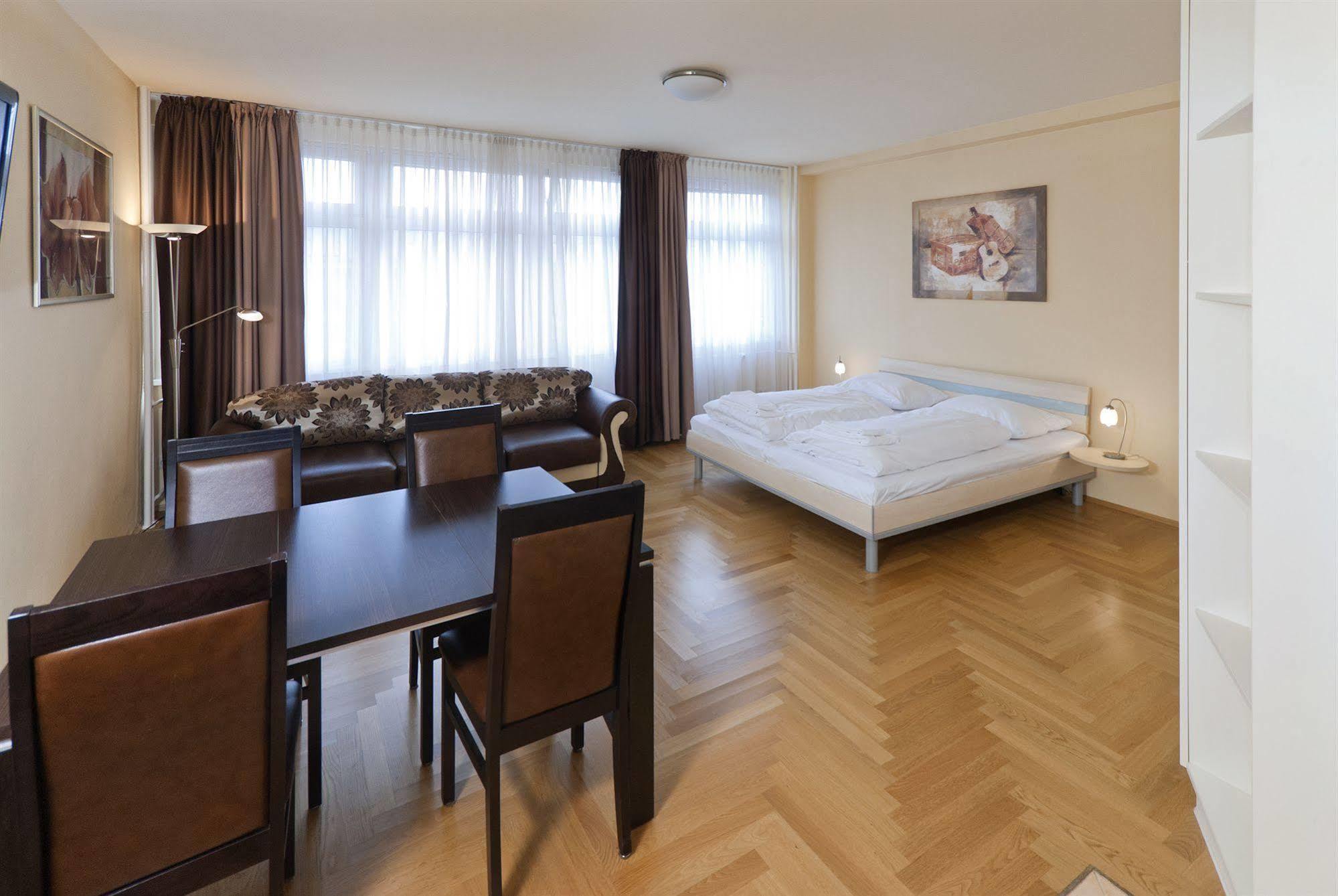 Amc Apartments Bundesallee Berlin Bilik gambar